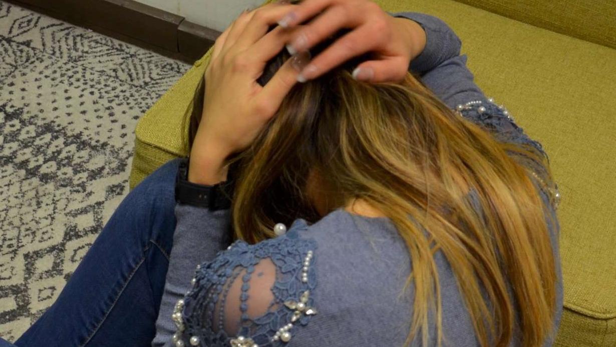 Violento con la moglie infrange il divieto di avvicinamento e si presenta sotto casa