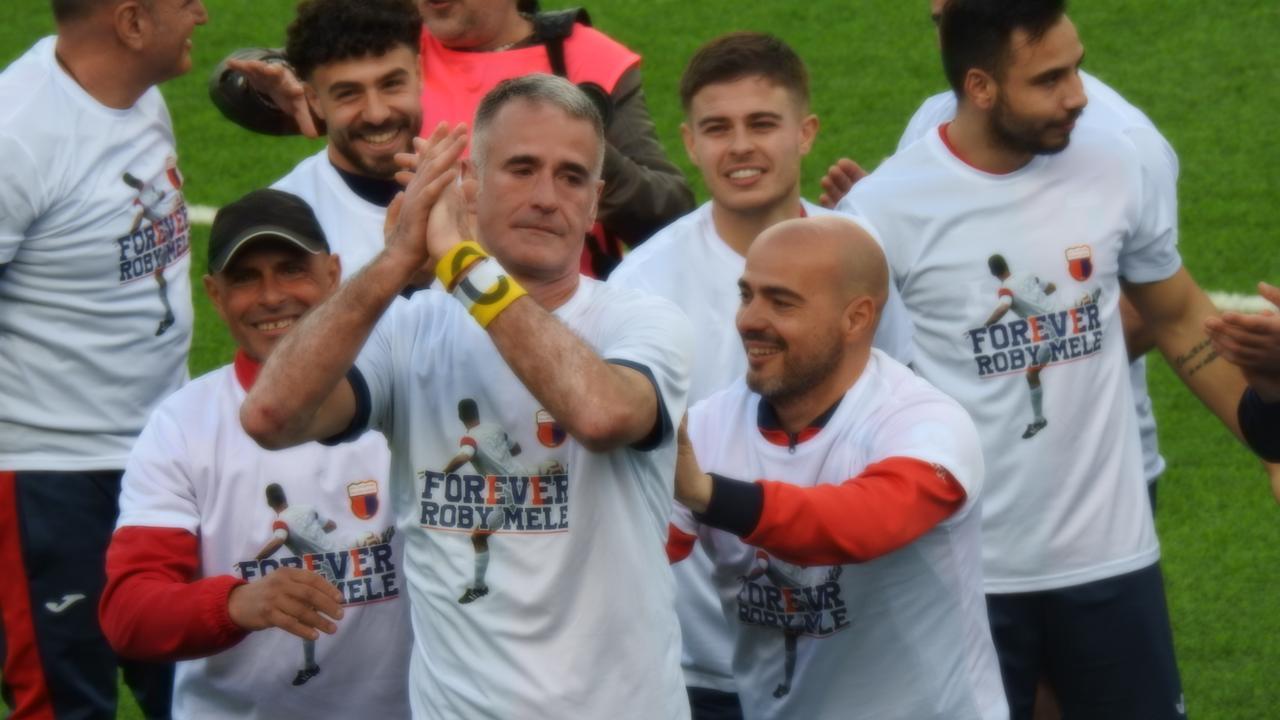 Roberto Mele, leggenda del Taloro, lascia il calcio a 42 anni