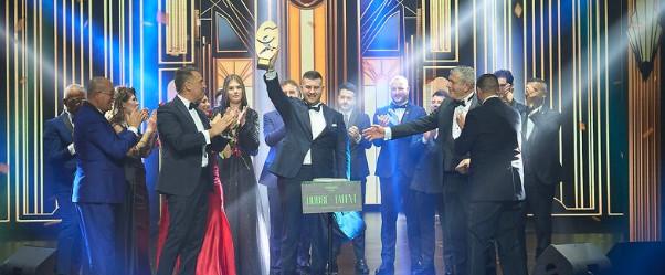 
	La premiazione di Sandro Falzoi (@Vorwerk Italia Linkedin)

