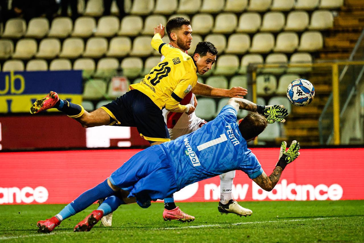 
	Giuseppe Caso in azione al Braglia

