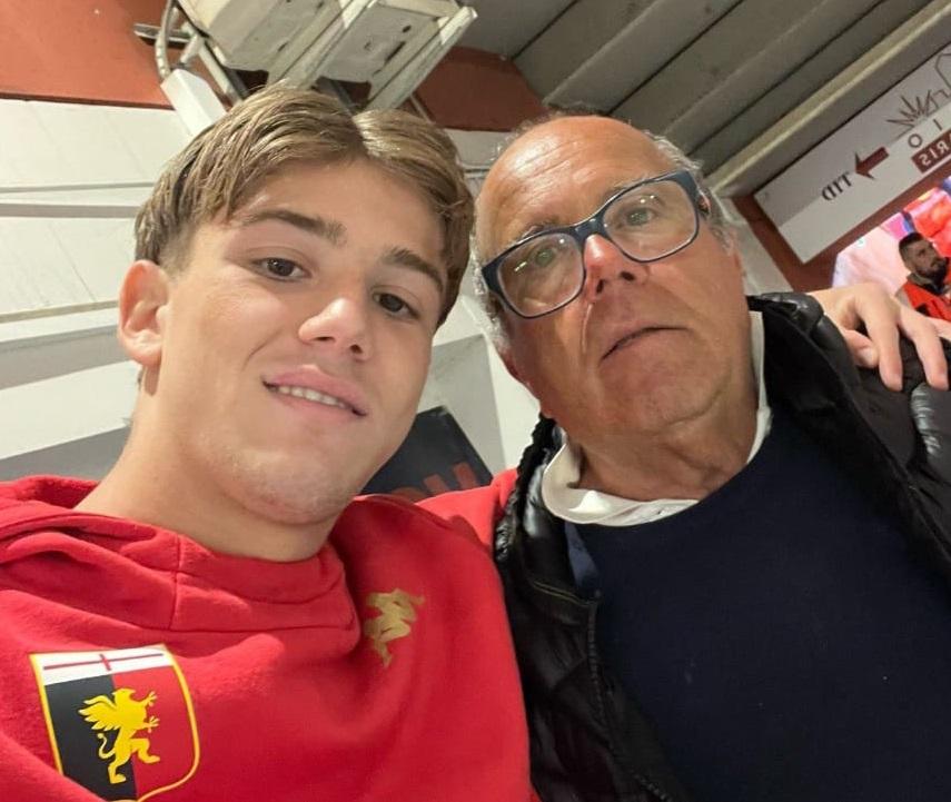 
	<strong>Emanuele Riolfi </strong>con il nonno Marietto

