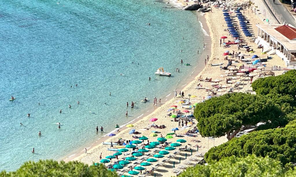 Balneari, il governo contro la Toscana: chi deve decidere sulle concessioni? I tre punti contestati e la discussione alla Consulta