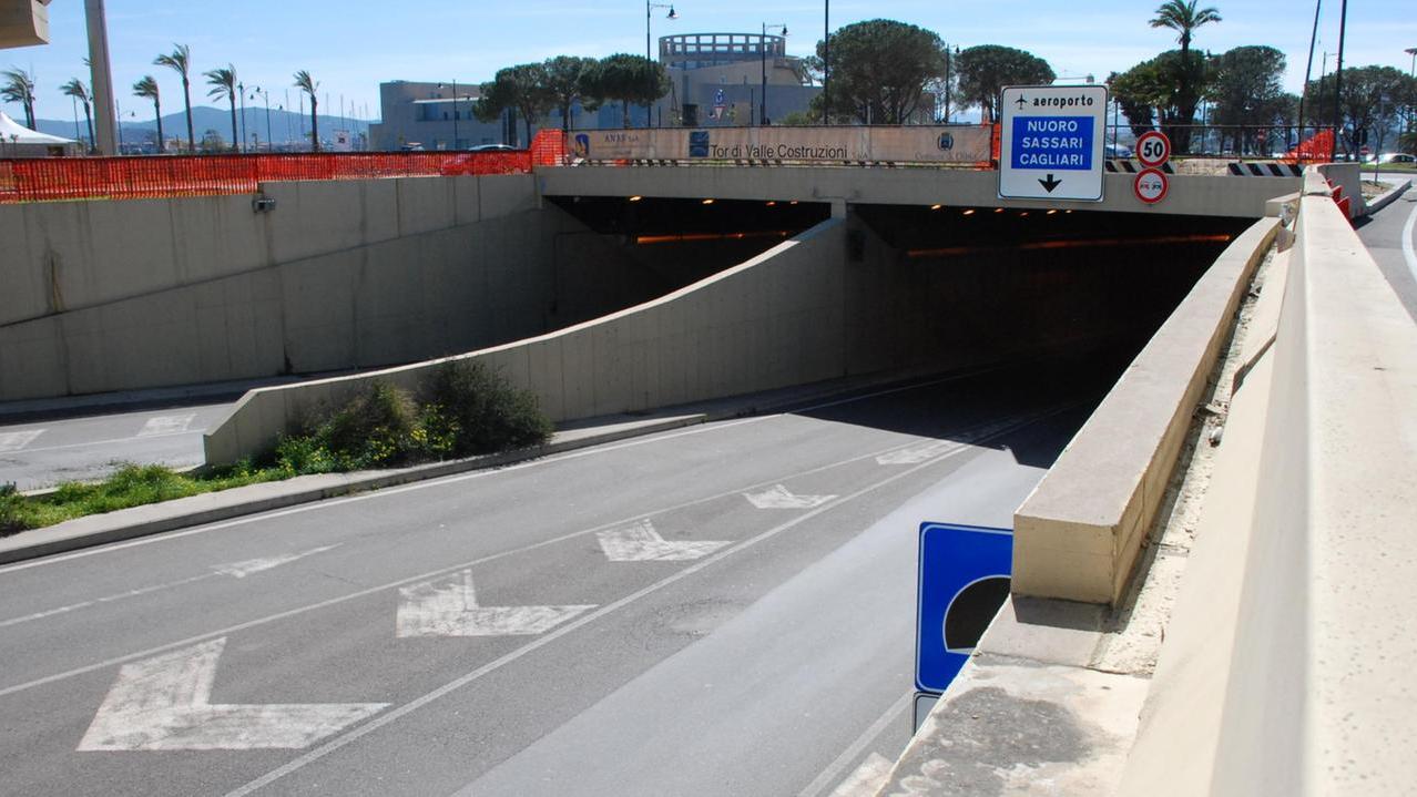 Lavori nel tunnel di Olbia, rallentamenti nel traffico