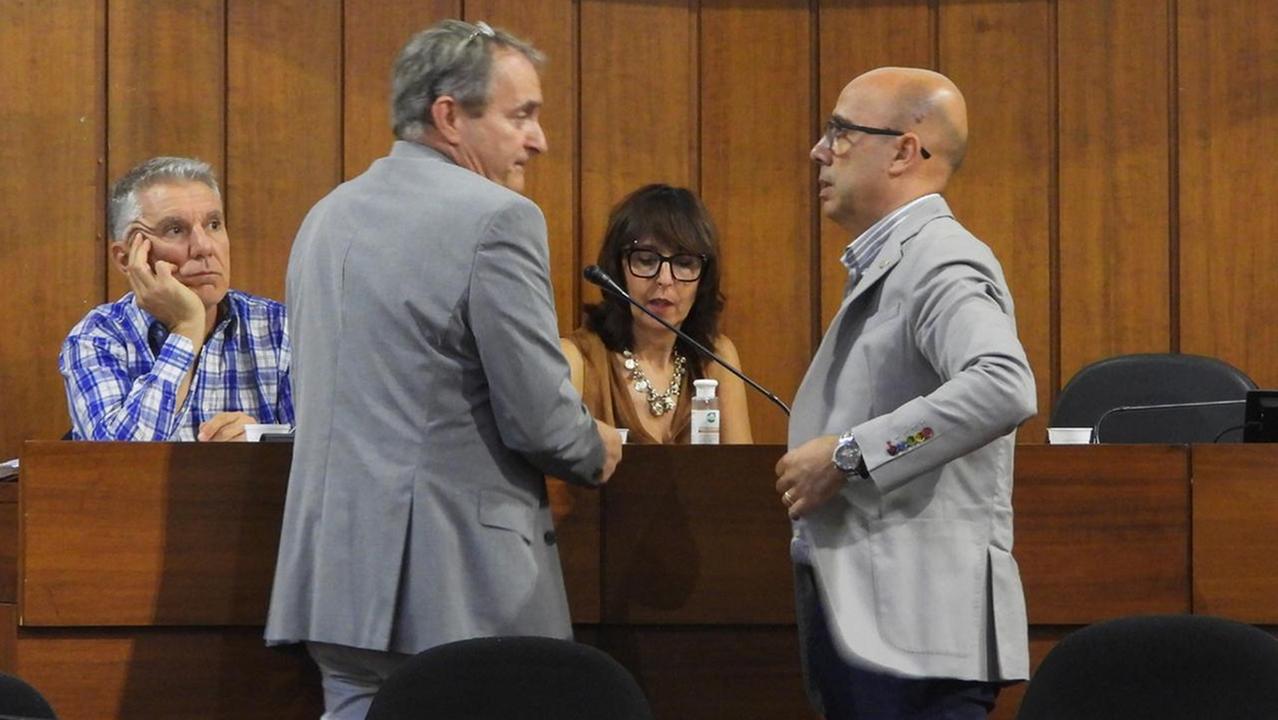 Il presidente del consiglio comunale Peppi Puddu con il sindaco Massimiliano Sanna