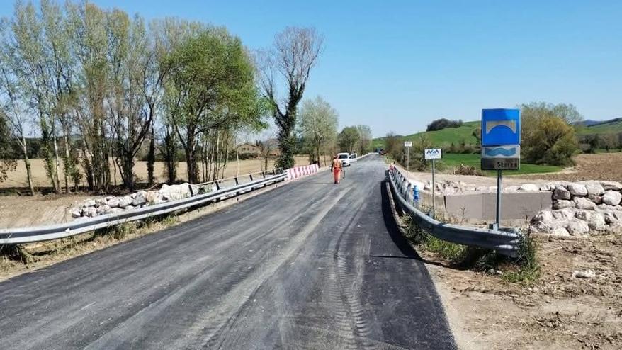 Semi distrutto dall’alluvione: ricostruito il ponte simbolo<br>