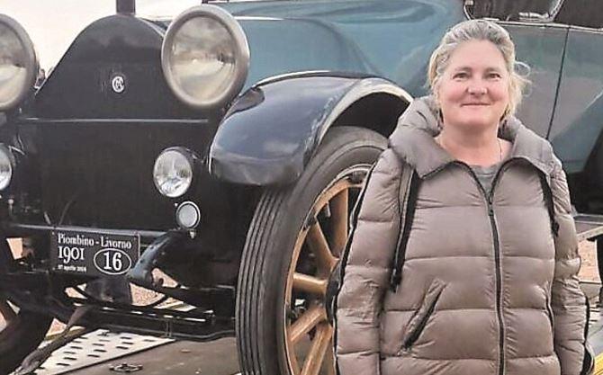 Livorno, le amiche preoccupate la cercano e non la trovano: trovata morta in casa a 48 anni