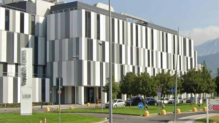 Massa, la visita all'ospedale non può essere eseguita ma le presentano lo stesso il ticket da pagare