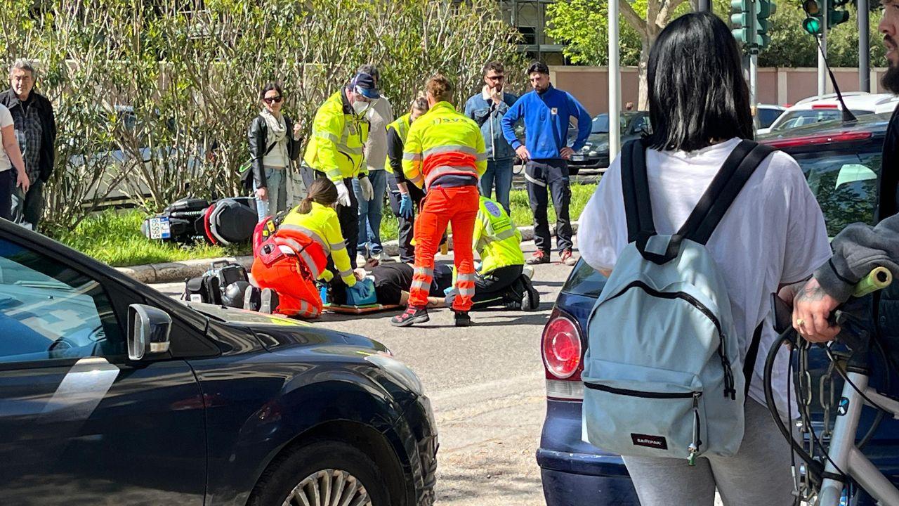 L'incidente in viale Alfieri (Foto Stick)