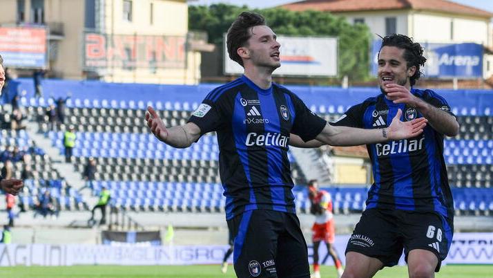L'esultanza del giocatore nerazzurro (foto Stick)