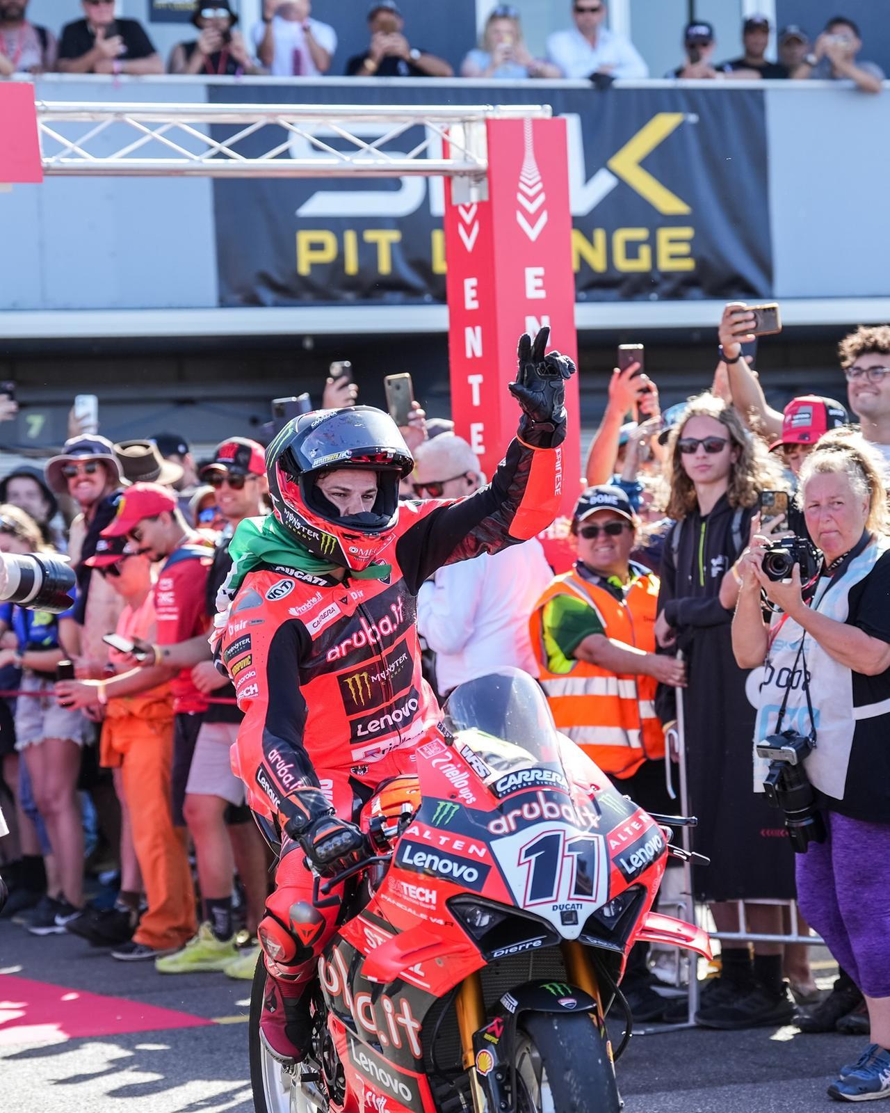 Moto Sbk: Bulega alla battaglia di Assen