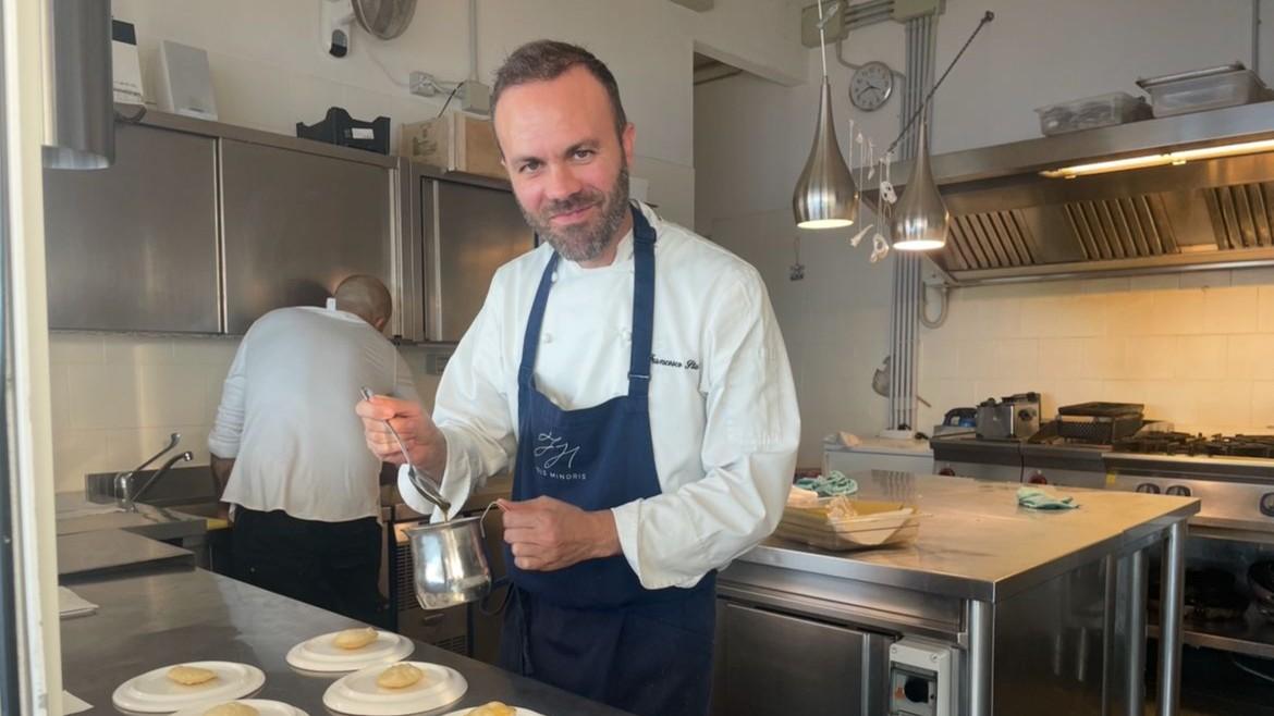 
	Lo chef sassarese Francesco Stara di Fradis Minoris a Nora

