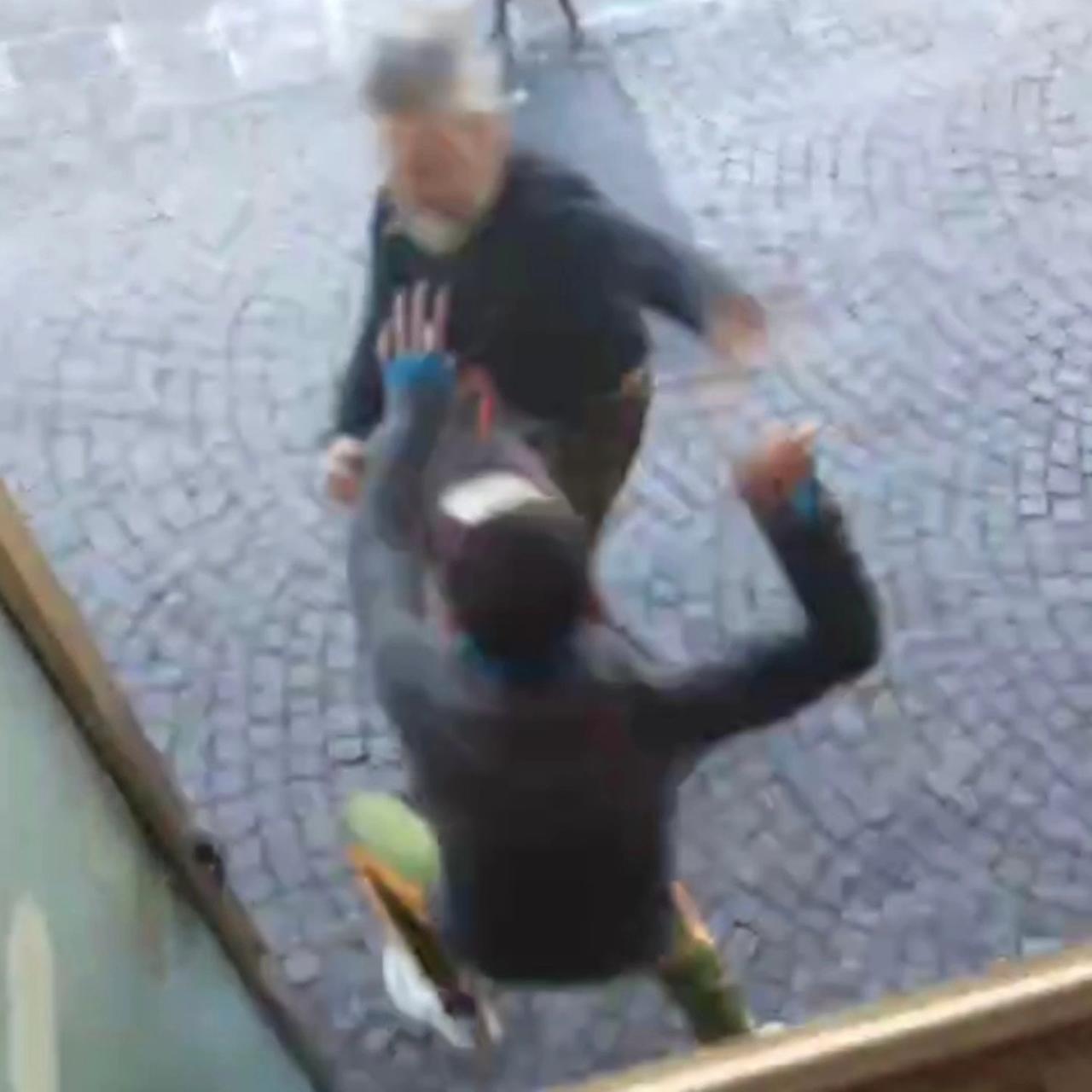 Denunciato il rapinatore del Rione Cln: ha 15 anni