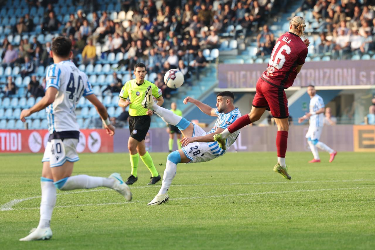 Spal, pari con il Pontedera e si spalancano le porte dei playout