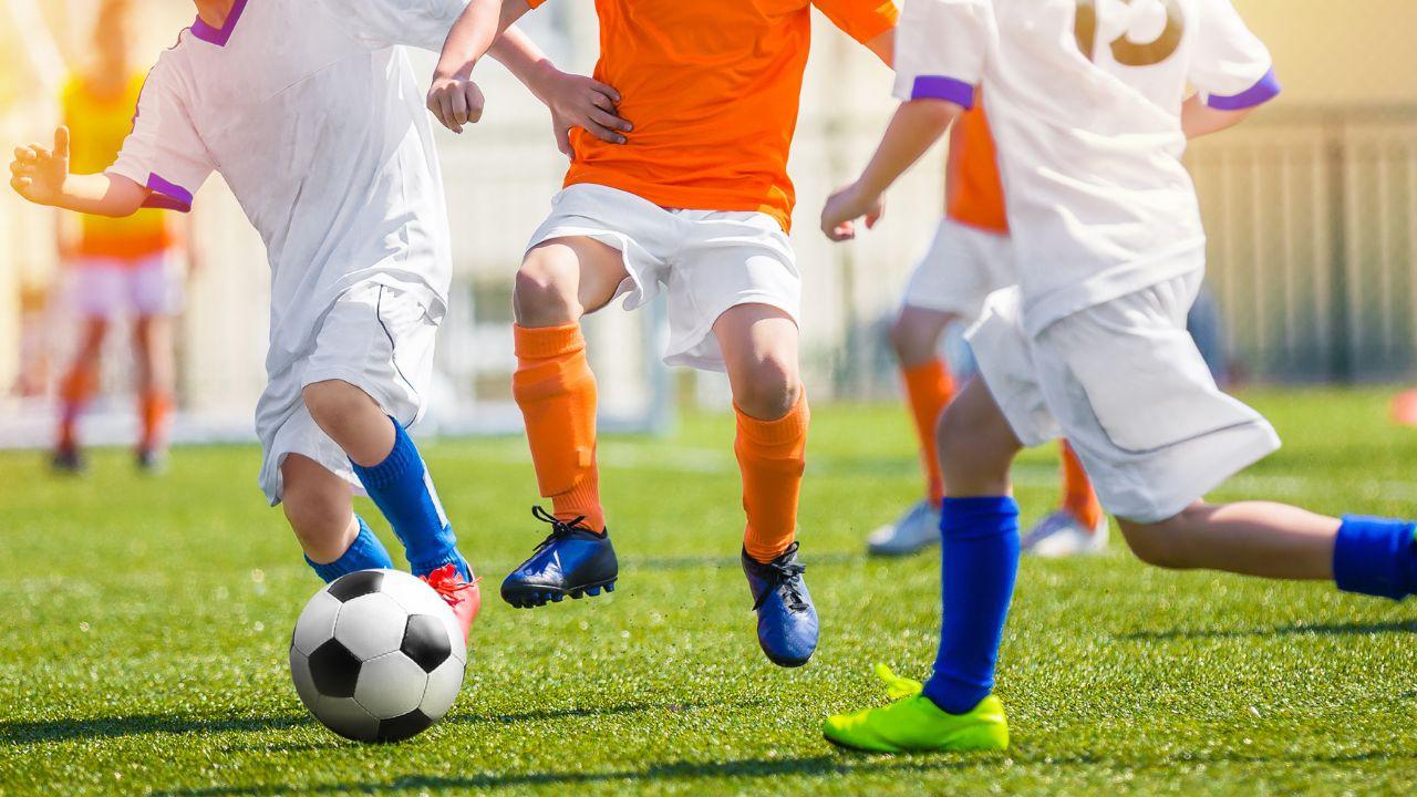Una partita di calcio giovanile (foto di repertorio)
