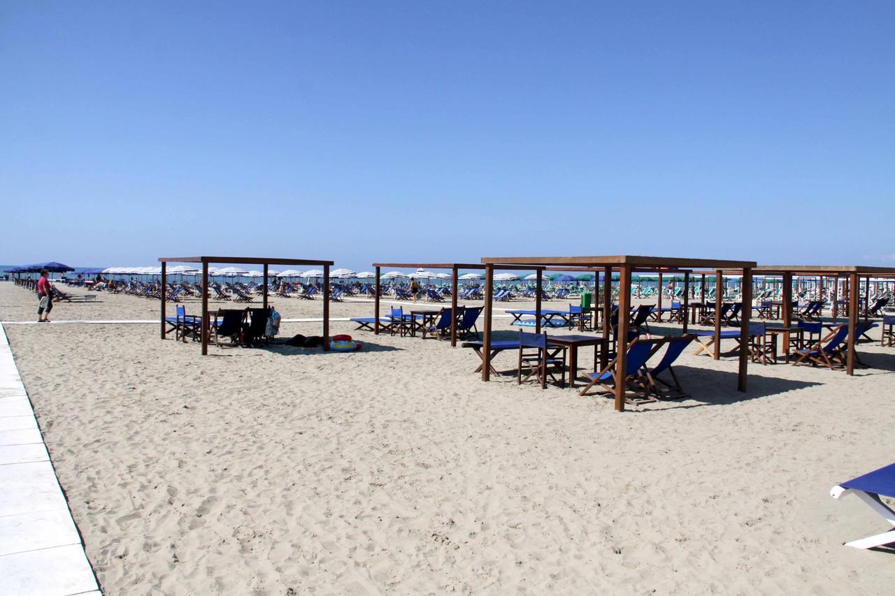 
	Il bagno Pietrasanta

