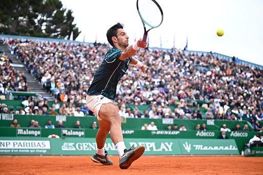 Musetti, che peccato! Si fa male e perde contro Alcaraz: «Speravo di giocarmela fino alla fine»