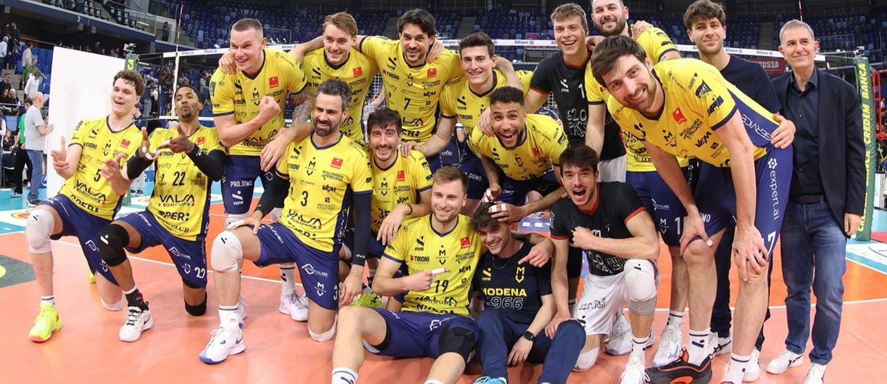
	Modena Volley

