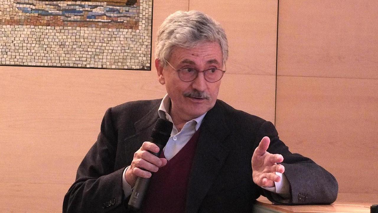 Massimo D’Alema a Casalgrande per parlare di pace