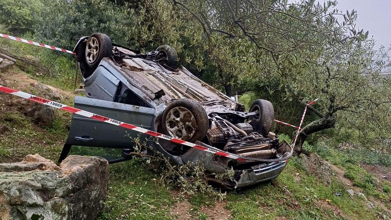 Fuori strada tra Nuoro e Orgosolo, ferito un neopatentato