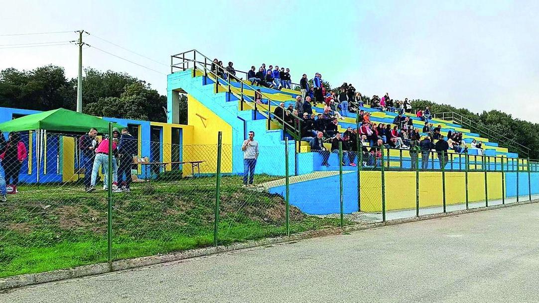 Giallo azzurri che passione e “Billo” fa impazzire le tribune