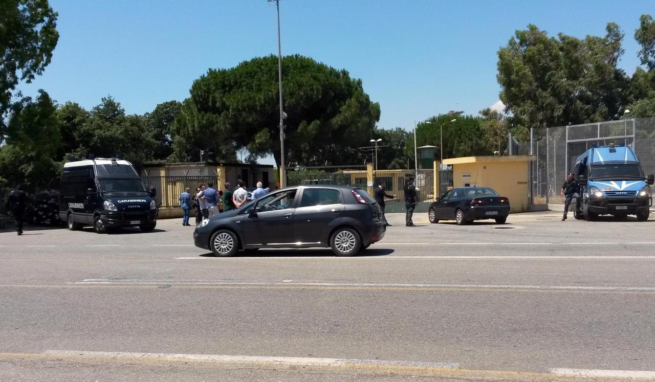
	Il centro di accoglienza di Isola Capo Rizzuto

