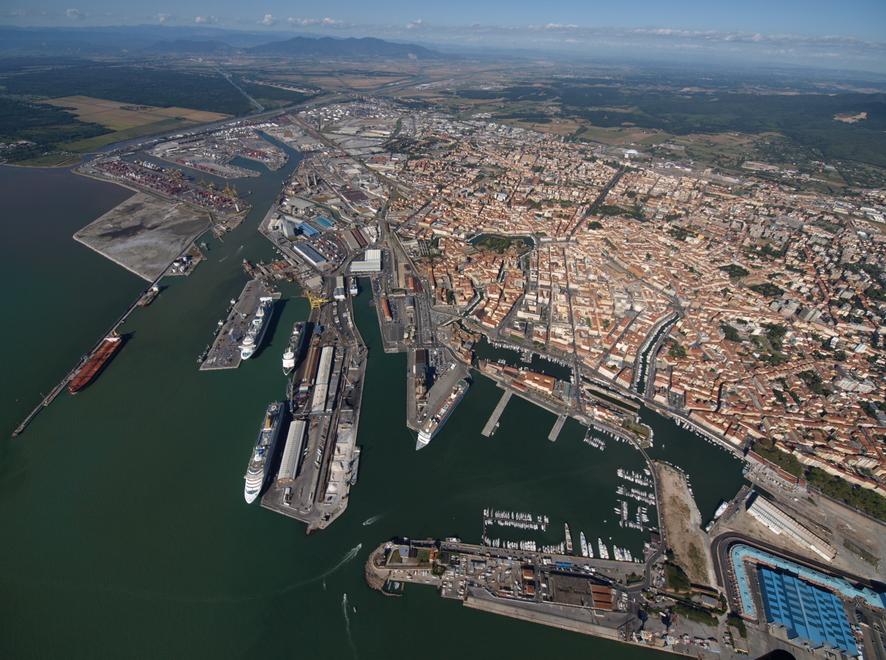 Authority, Guerrieri torna in corsa. E a Genova il Pd contro Paroli