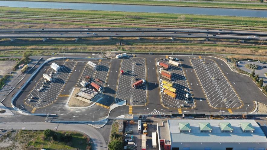 Una veduta aerea del Vespucci Truck Village