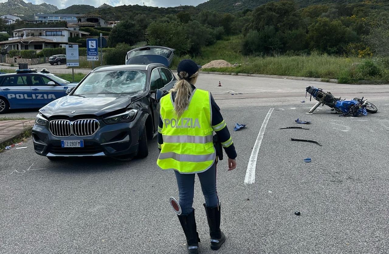 Bmw contro moto: centauro olbiese trasportato in elisoccorso