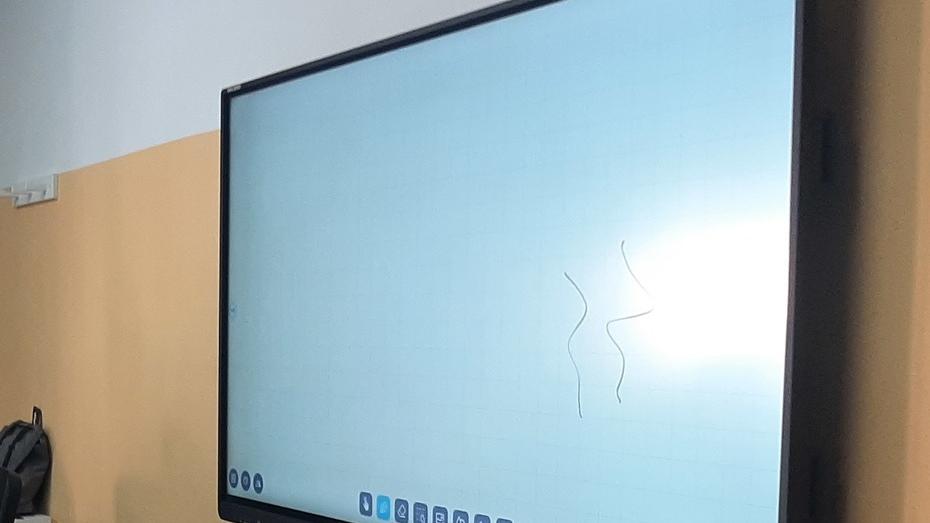 Una lavagna elettronica (foto d’archivio)