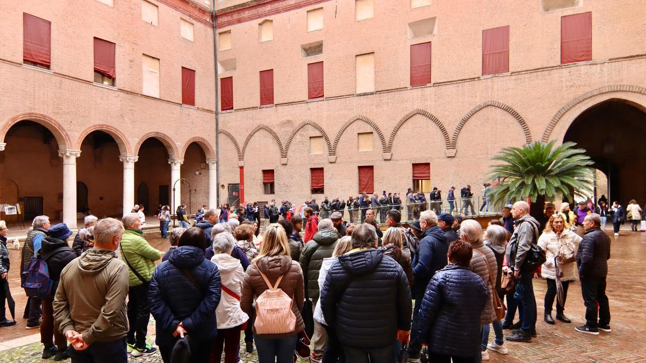 Nel 2024 mezzo milione di turisti a Ferrara, Fabbri: «Grande orgoglio»