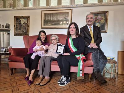 Ferrara, i cento anni di prof Fioretta