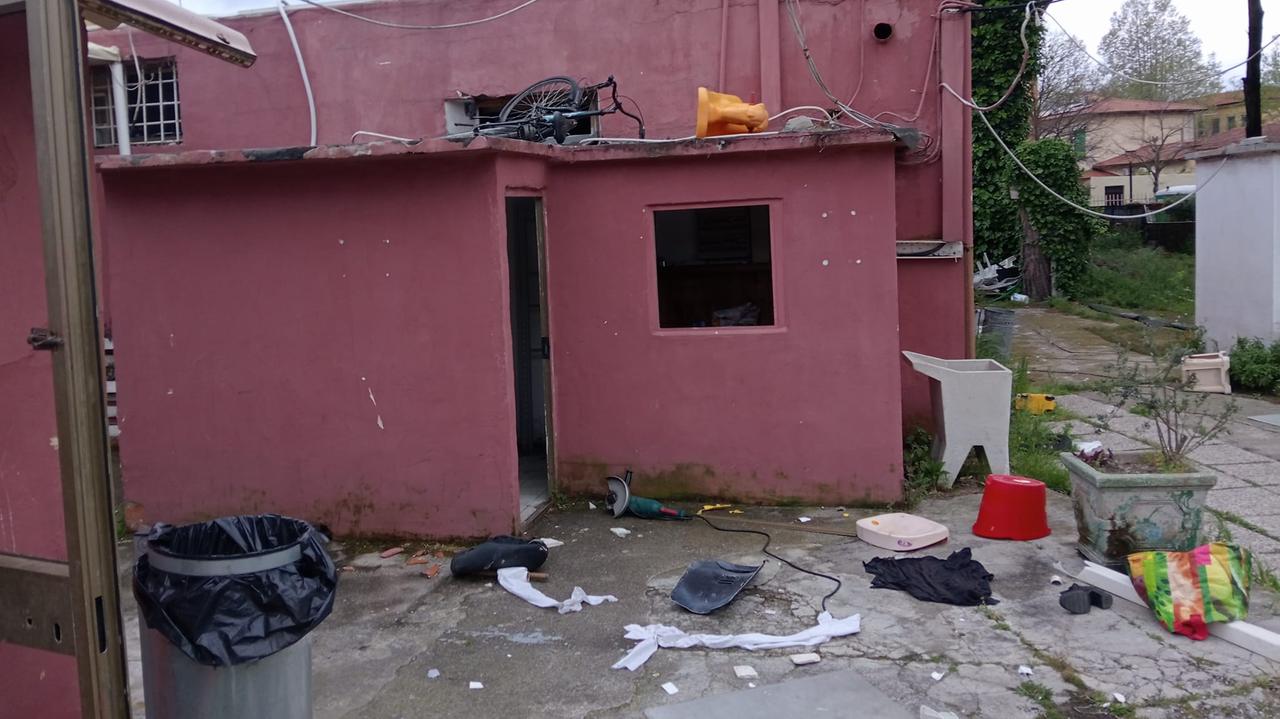 I danni a una delle strutture della Virtus Livorno di via Giolitti