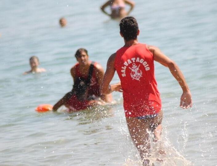 
	Con l'obbligo dei bagnini dal 1&deg; maggio i&nbsp;balneari erano preoccupati perch&eacute; circa il 40%&nbsp;degli addetti &egrave; costituito da studenti (foto d&rsquo;archivio)

