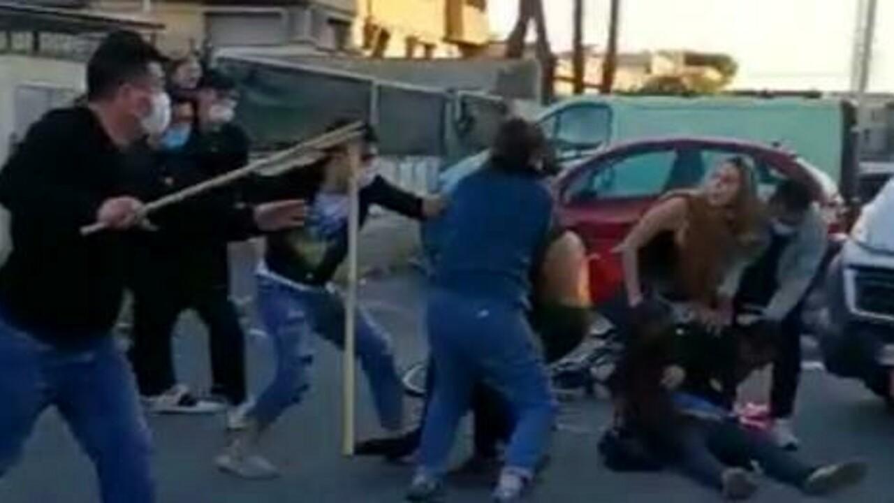 Il pestaggio al presidio sindacale davanti alla Dreamland nel 2021