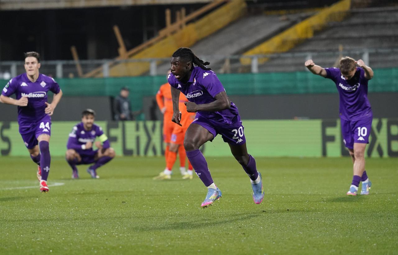 Fiorentina, è semifinale di Conference: ma quanta fatica. Kean decisivo