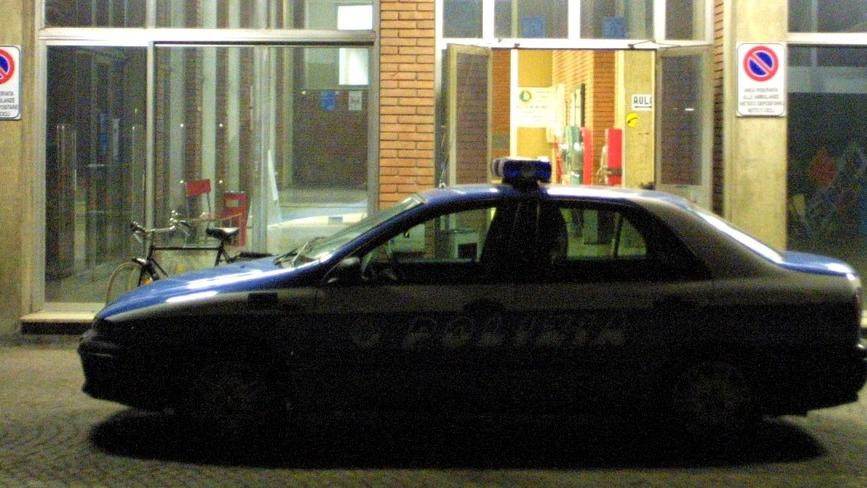 Lite finisce nel sangue. Uomo in ospedale con tagli alla testa e sulle braccia