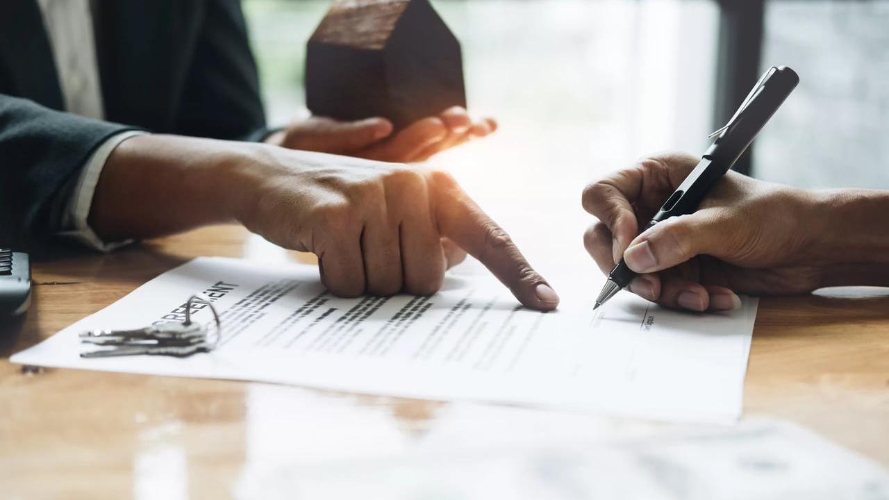 Vendita della nuda proprietà, il notaio Nicolini: «Esistono anche altri strumenti per la terza età»