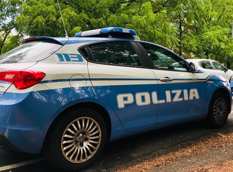Trovata a bordo di un auto rubata, denunciata una 38enne