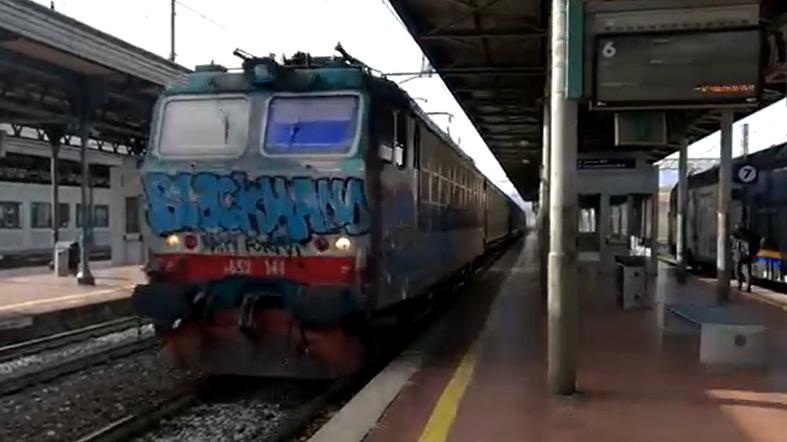 Prato, il treno parte coi bambini e lascia alla stazione i genitori