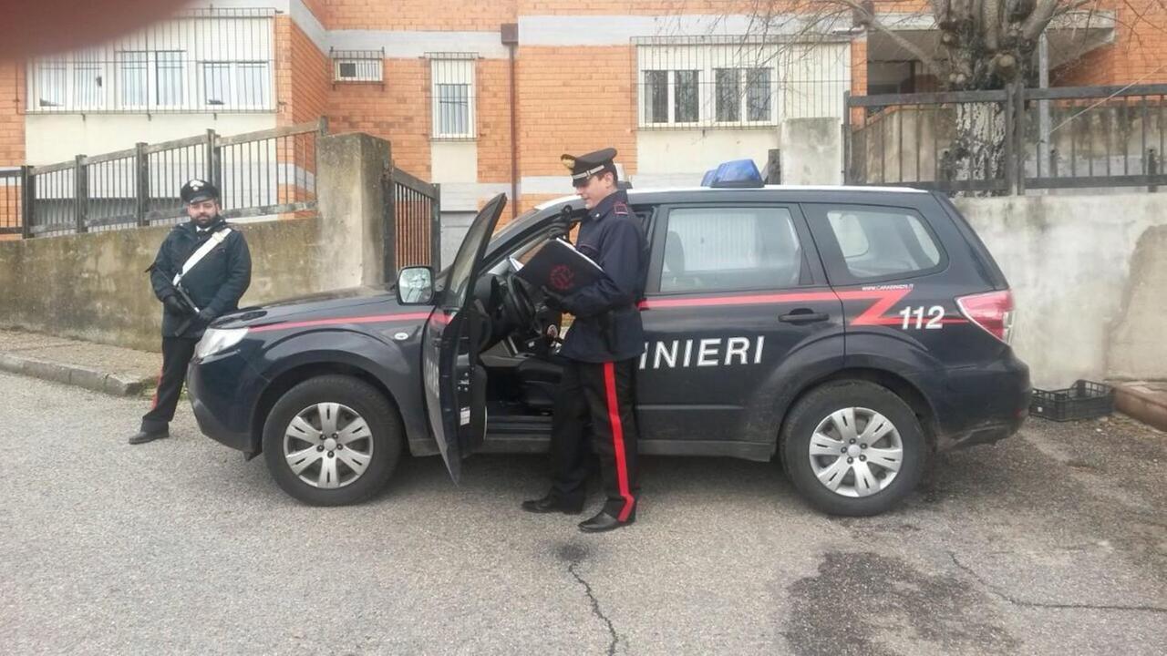 Cadavere senza testa in spiaggia, era un uomo: tutte le ipotesi