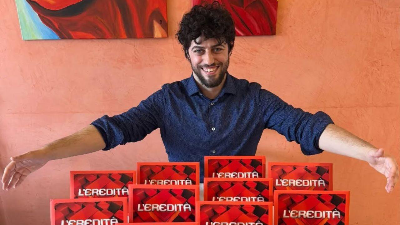 La foto dal profilo Facebook di Paolini