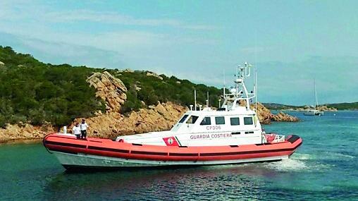 Ha un malore sulla nave al largo, scatta l’emergenza a bordo