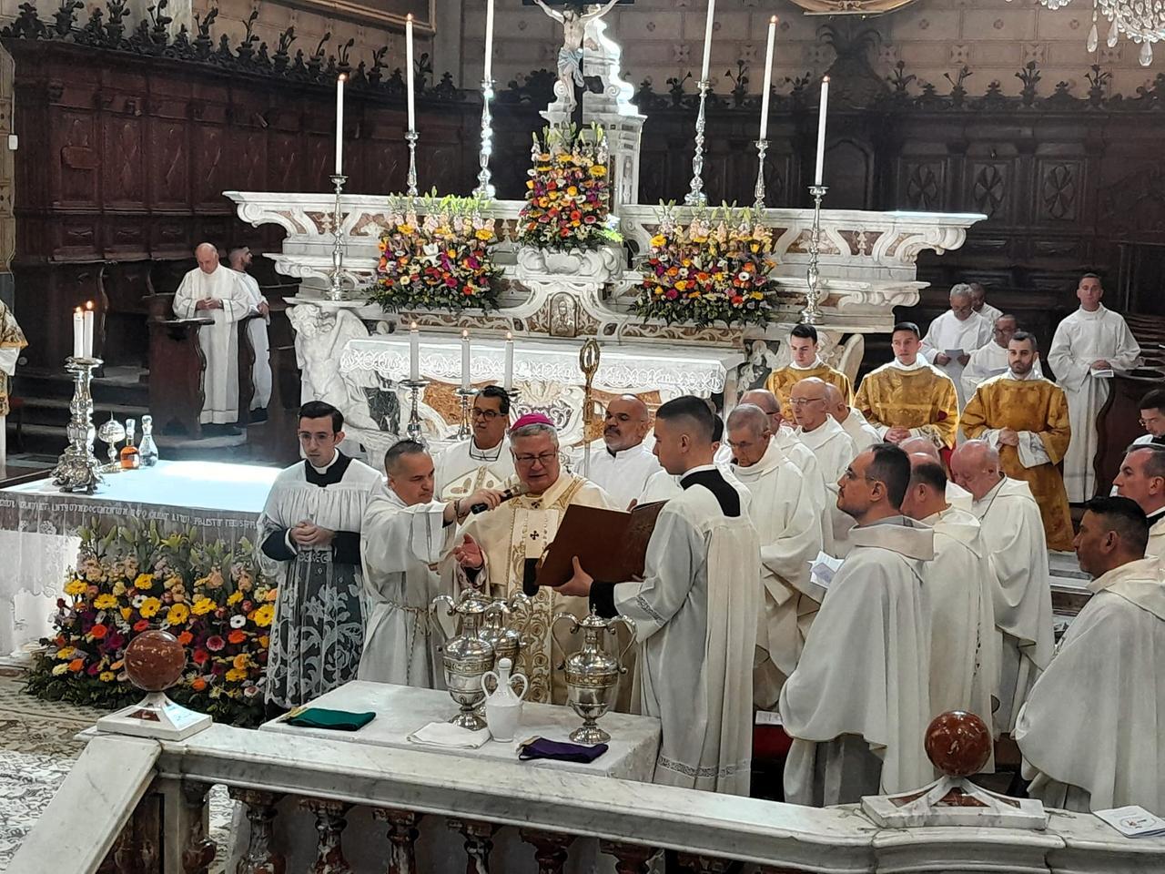 L’arcivescovo contro «il sonno della politica che pensa a salvare solo sé stessa»