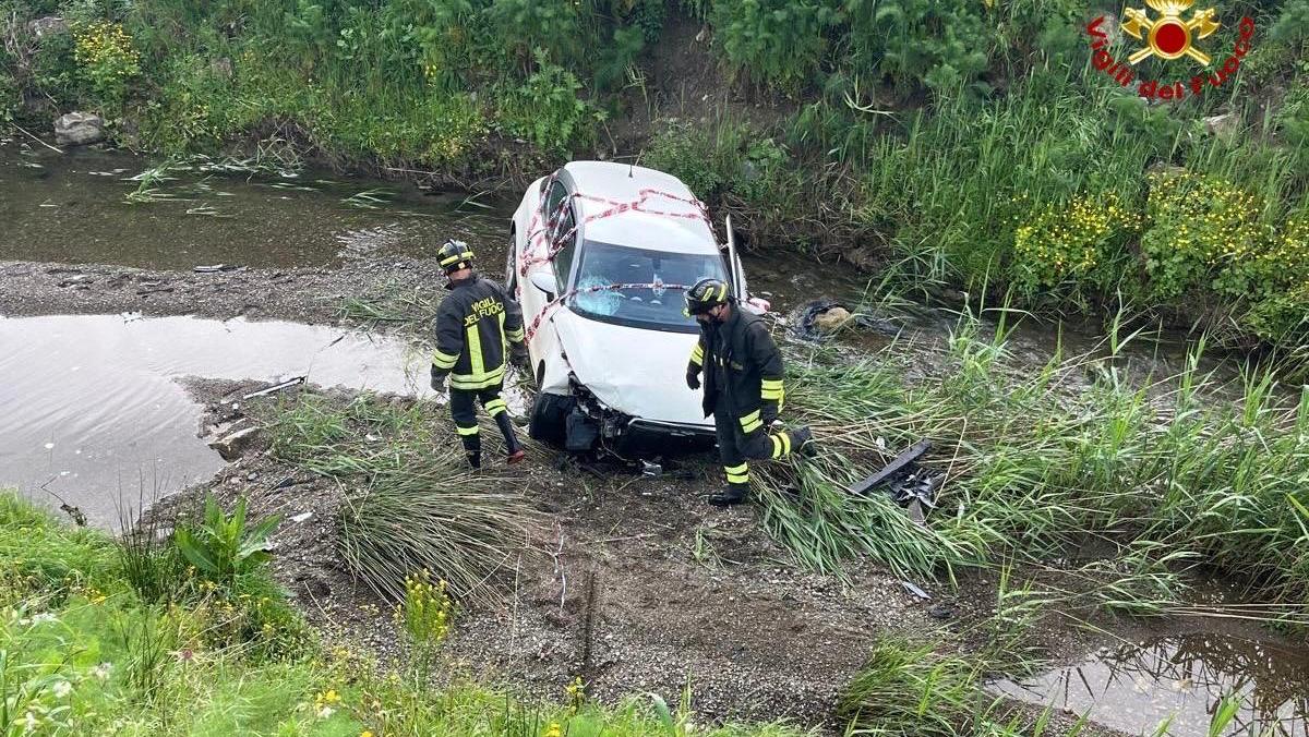L'auto nel fosso