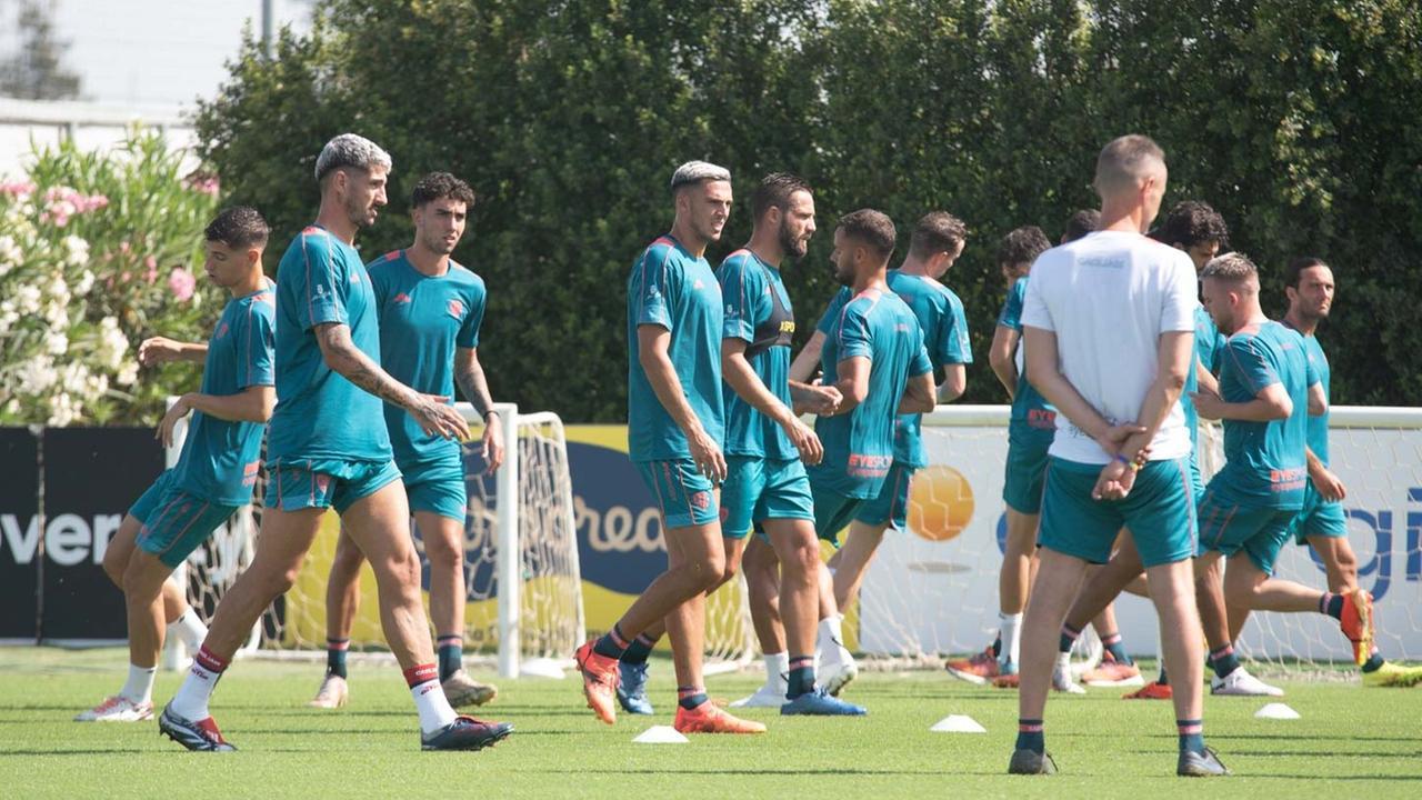 Il Cagliari mette a disposizione della Fiorentina il centro sportivo di Assemini