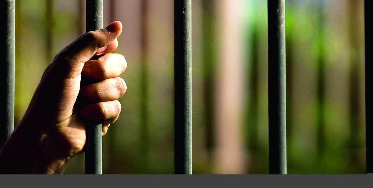 Il reato è prescritto, ma finisce in carcere per 12 giorni