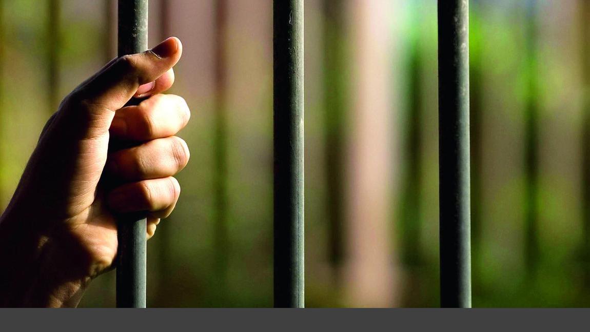 Il reato è prescritto, ma finisce in carcere per 12 giorni