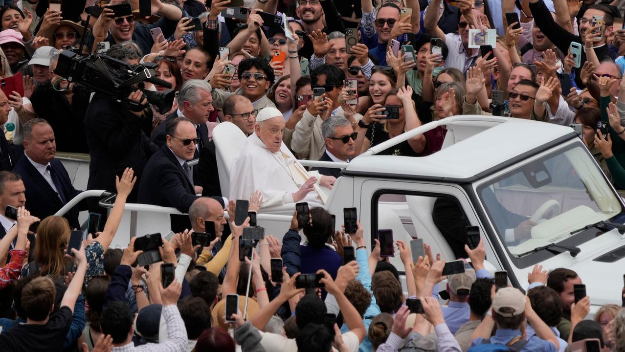Papa Francesco, dalla benedizione di Pasqua all'ictus fatale: le ultime ore di Bergoglio tra resistenza, fede e umanità 