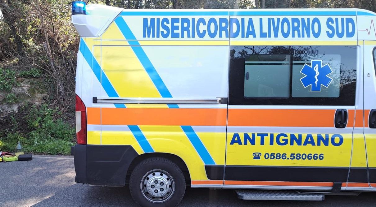 Livorno, pedone investito in viale Carducci: in due all’ospedale
