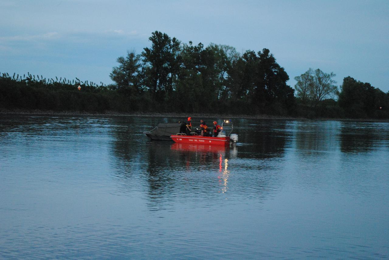 Recuperata la salma nell’Enza, si tratta di una donna